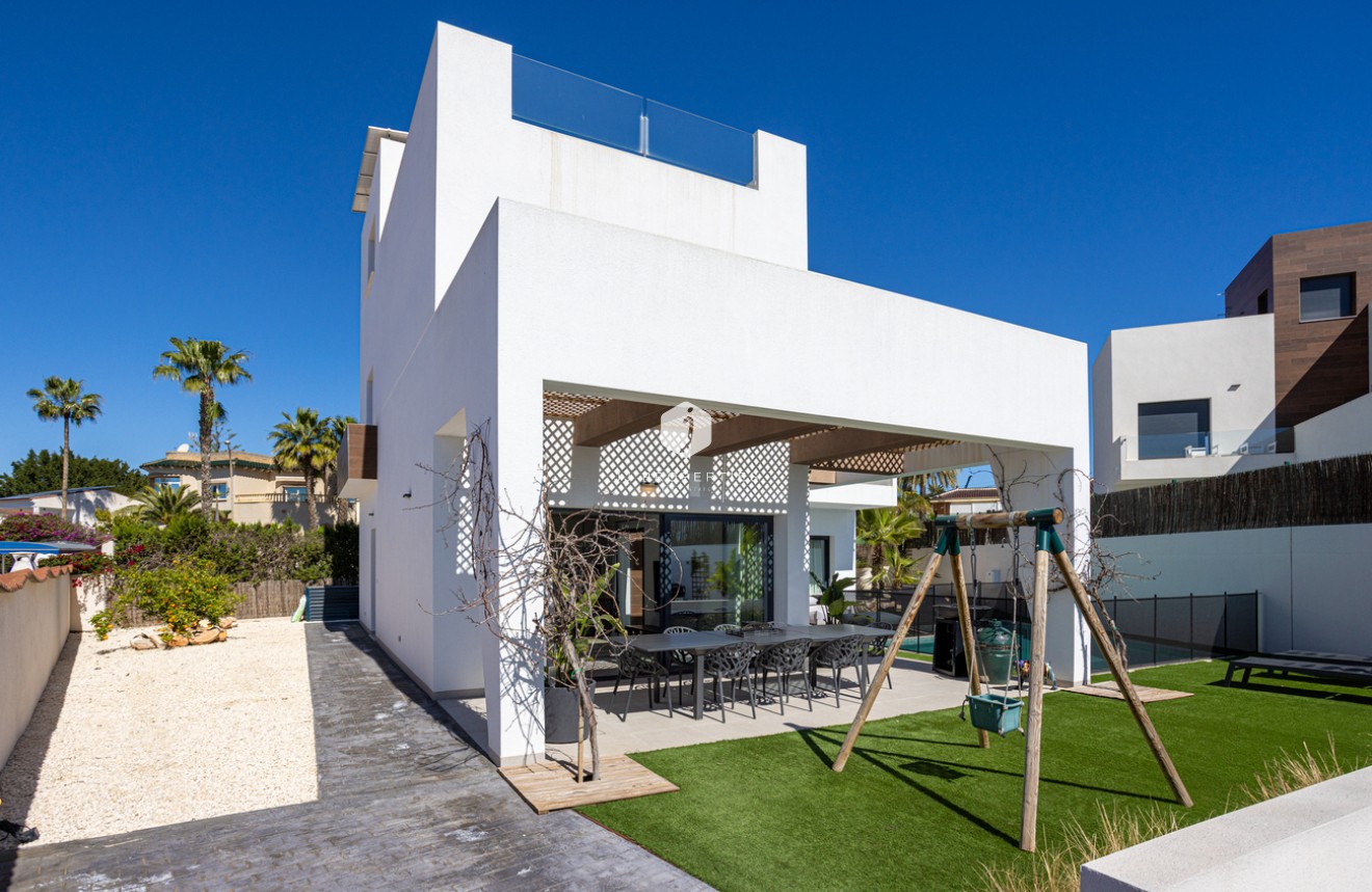 Tweedehands - Villa -
Ciudad Quesada - center