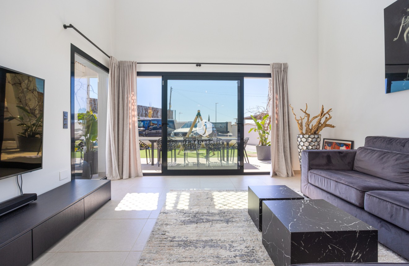 Tweedehands - Villa -
Ciudad Quesada - center