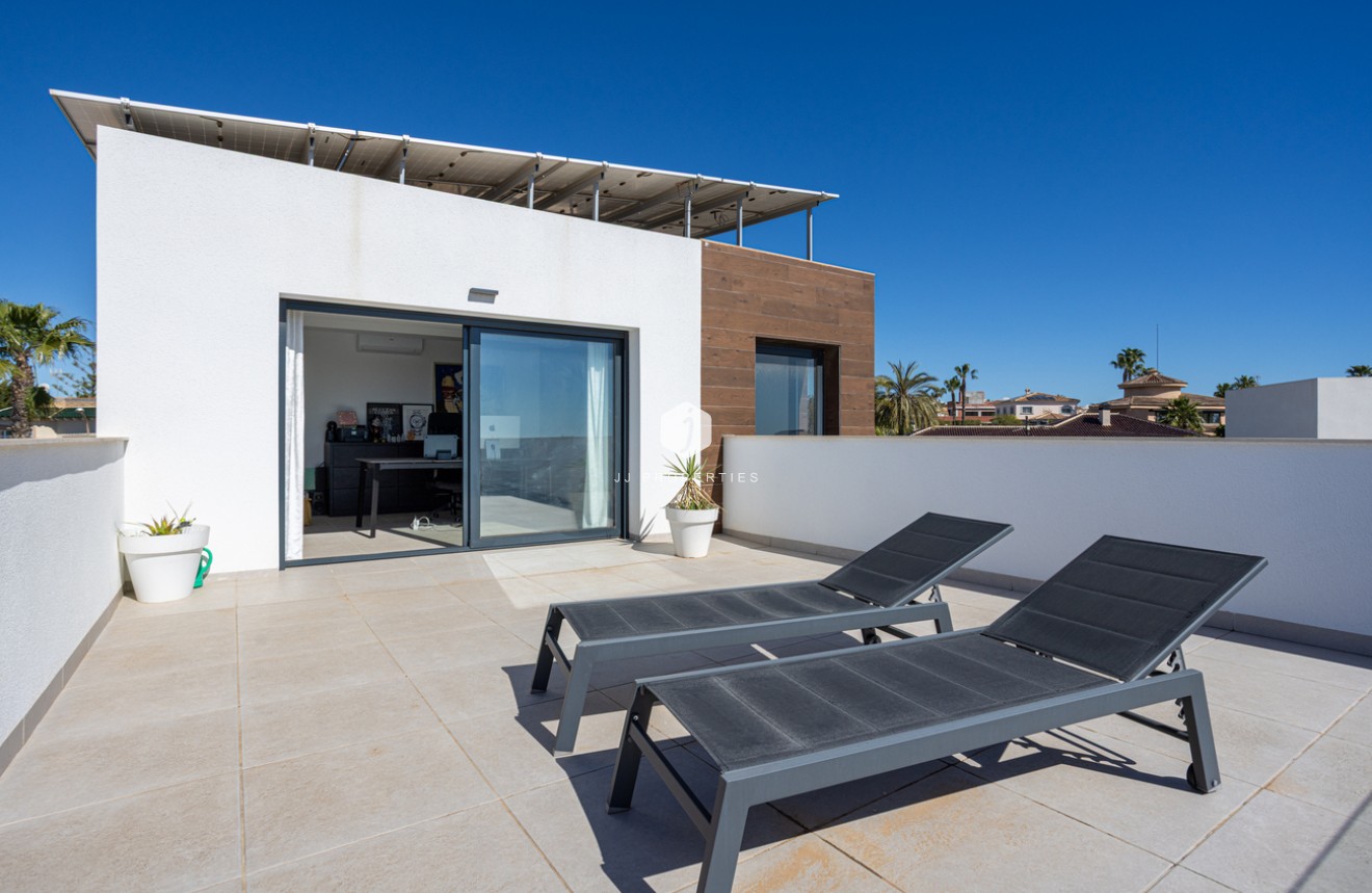 Tweedehands - Villa -
Ciudad Quesada - center