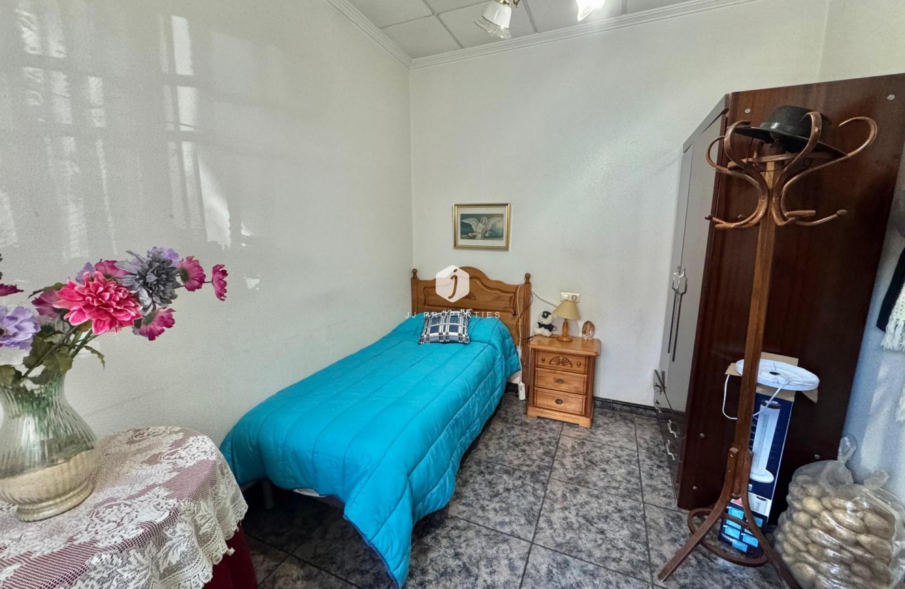 Tweedehands - Chalet -
Benejúzar - Inland