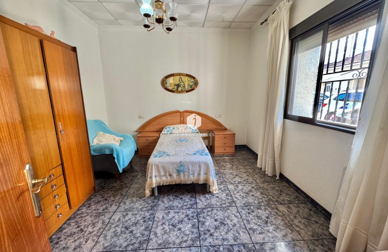 Tweedehands - Chalet -
Benejúzar - Inland