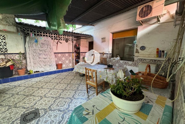 Tweedehands - Chalet -
Benejúzar - Inland