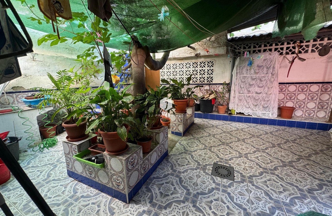 Tweedehands - Chalet -
Benejúzar - Inland