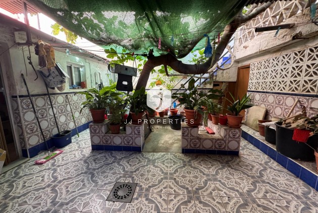 Tweedehands - Chalet -
Benejúzar - Inland