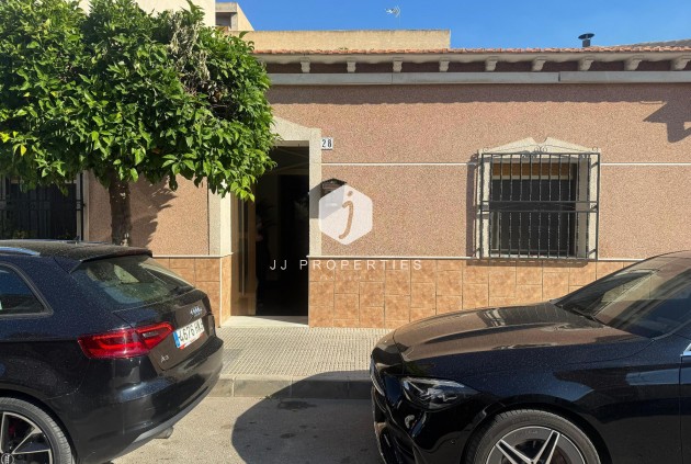 Tweedehands - Chalet -
Benejúzar - Inland