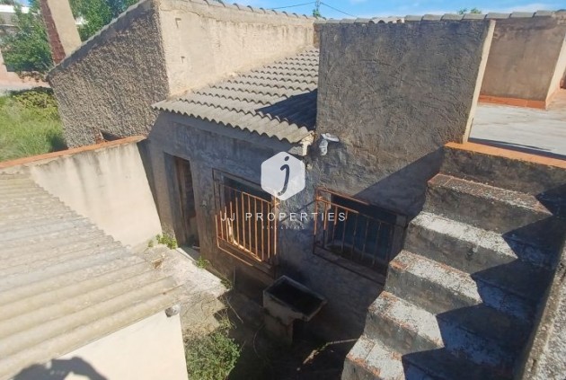 Tweedehands - Landelijk eigendom -
Albatera - Inland