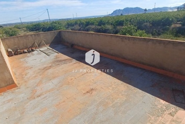 Tweedehands - Landelijk eigendom -
Albatera - Inland