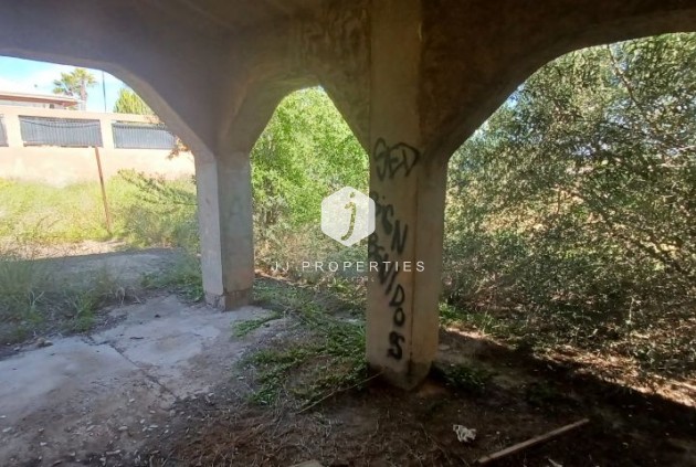 Tweedehands - Landelijk eigendom -
Albatera - Inland