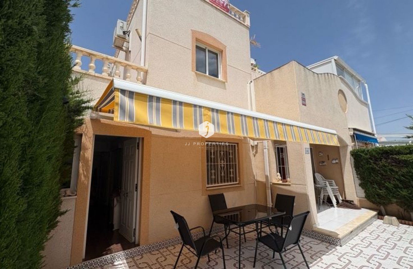 Tweedehands - duplex -
Torrevieja - Costa Blanca