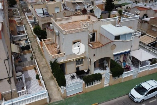 Tweedehands - duplex -
Torrevieja - Costa Blanca