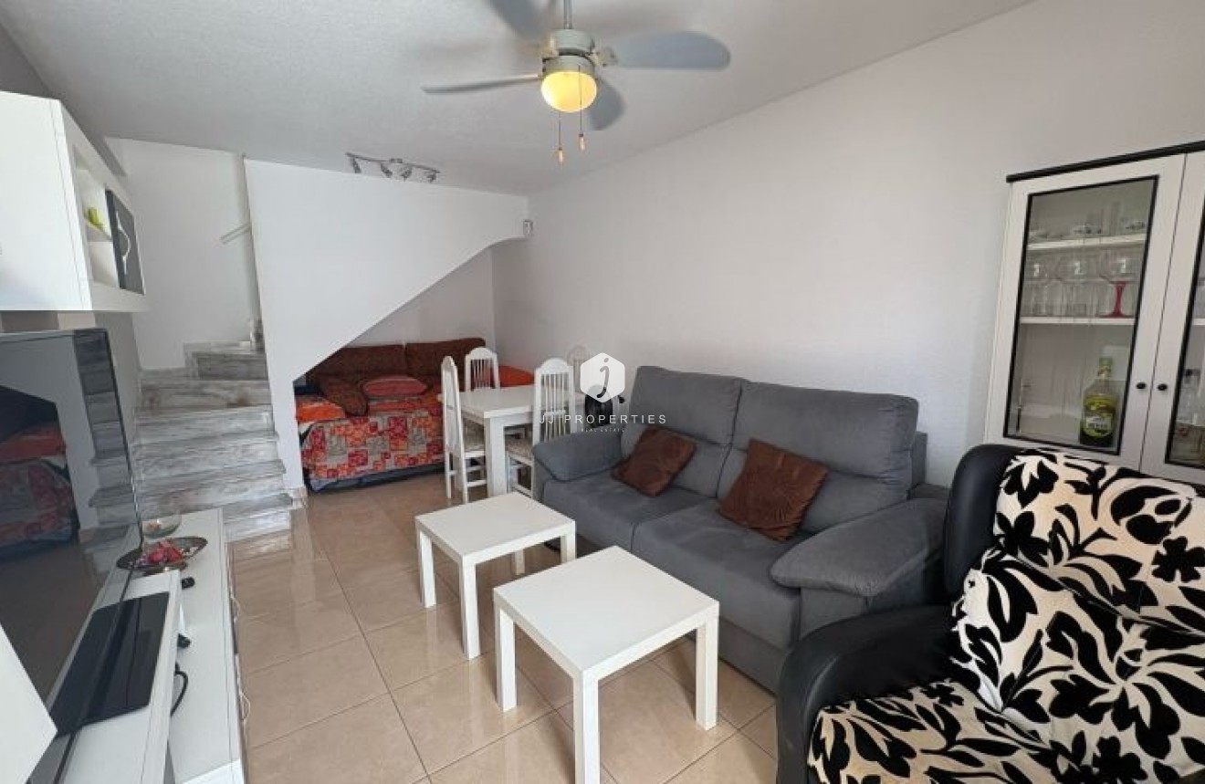 Tweedehands - duplex -
Torrevieja - Costa Blanca