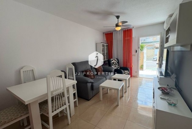 Tweedehands - duplex -
Torrevieja - Costa Blanca