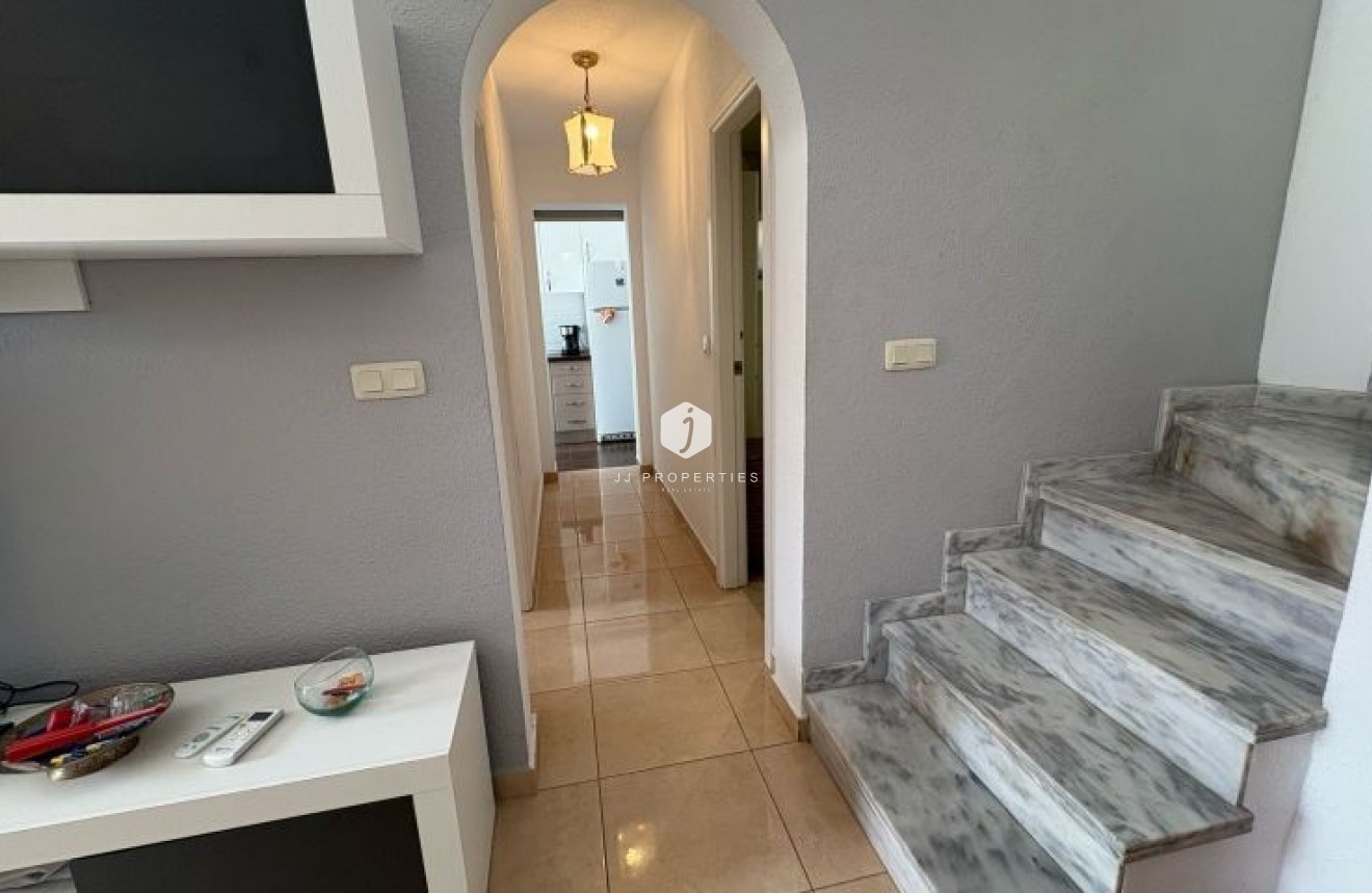 Tweedehands - duplex -
Torrevieja - Costa Blanca