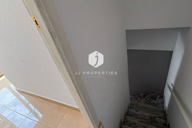 Tweedehands - duplex -
Torrevieja - Costa Blanca