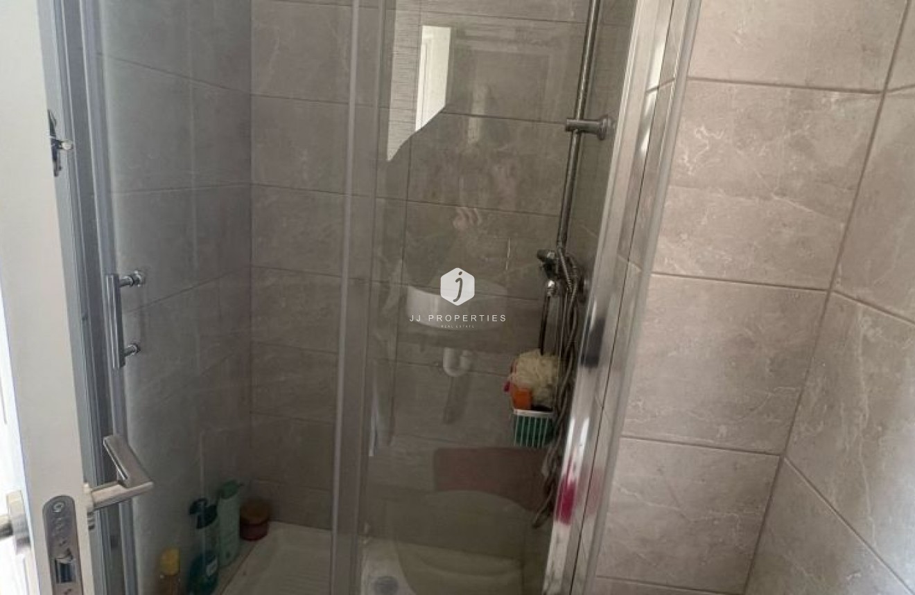 Tweedehands - duplex -
Torrevieja - Costa Blanca