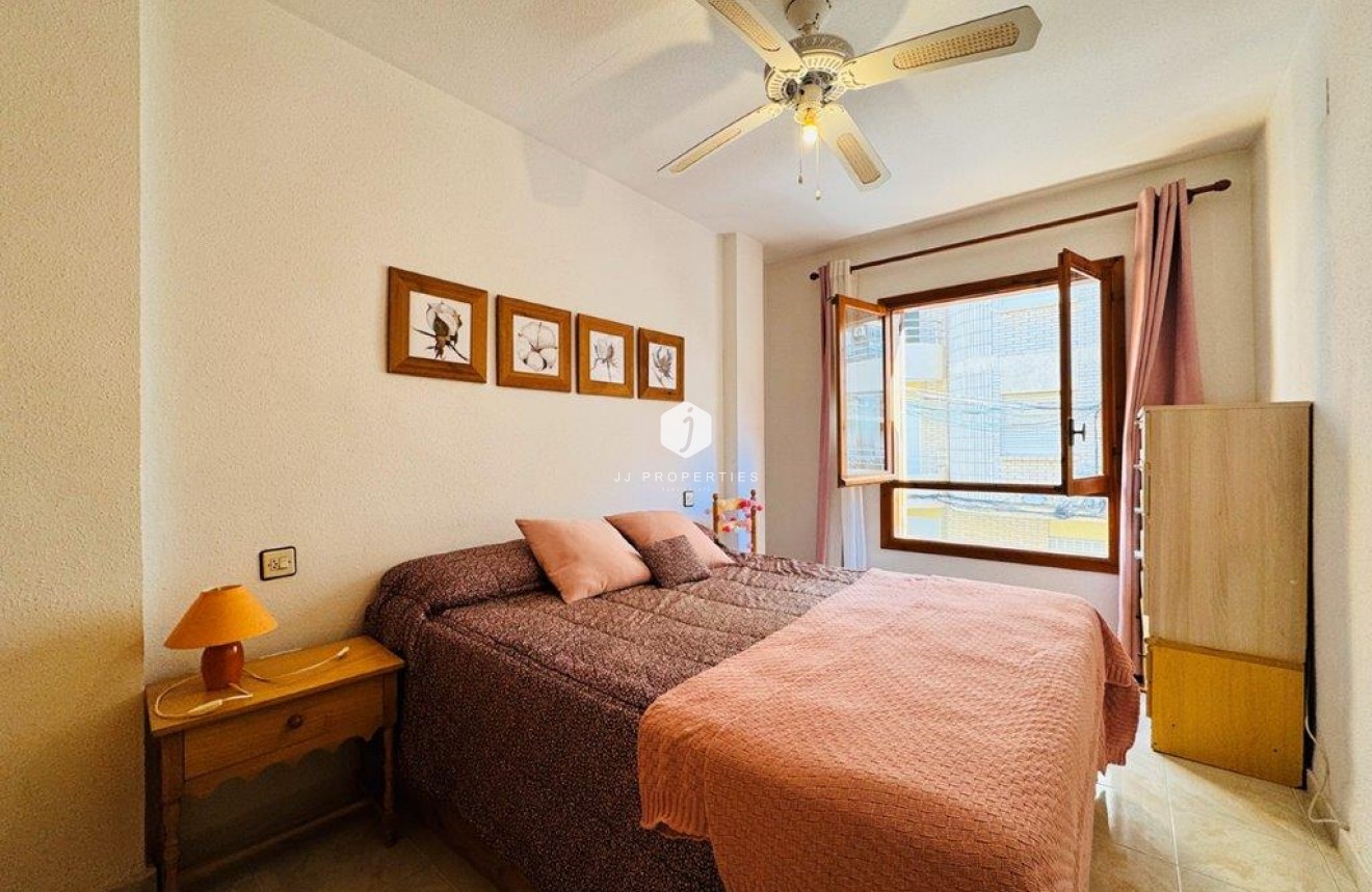 Tweedehands - Appartement / flat -
La Mata - Costa Blanca