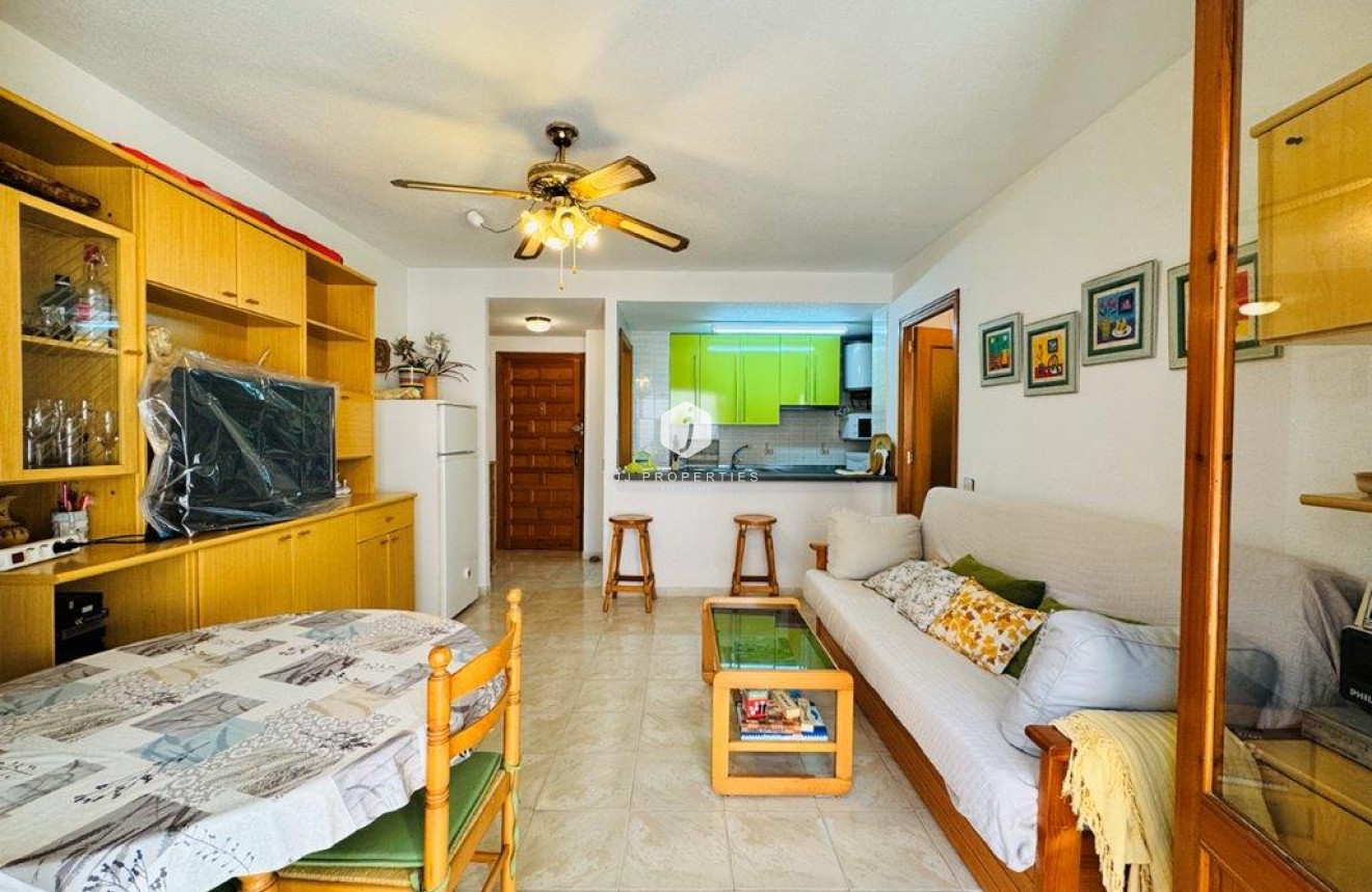 Tweedehands - Appartement / flat -
La Mata - Costa Blanca