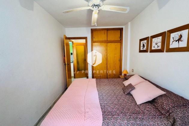 Tweedehands - Appartement / flat -
La Mata - Costa Blanca