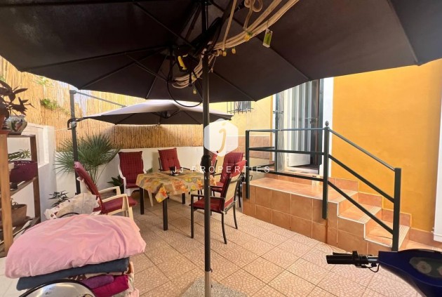 Tweedehands - Chalet -
Orihuela Costa - Los Almendros-la Florida