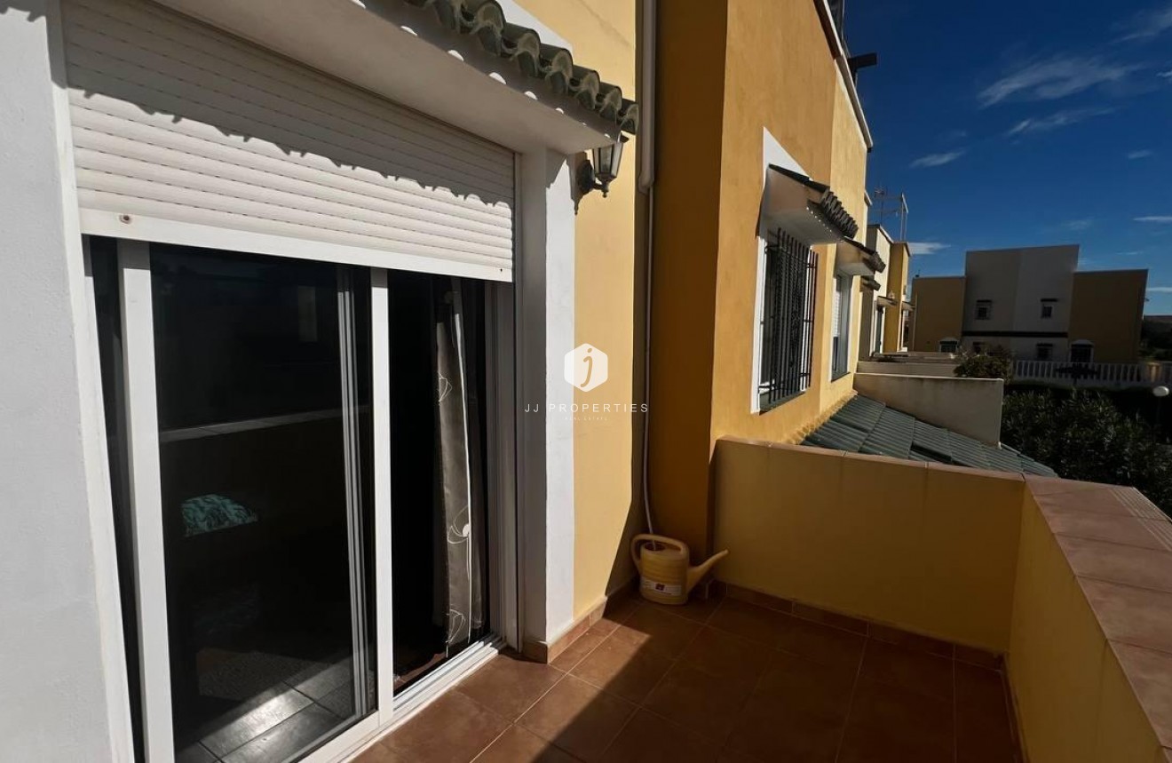 Tweedehands - Chalet -
Orihuela Costa - Los Almendros-la Florida