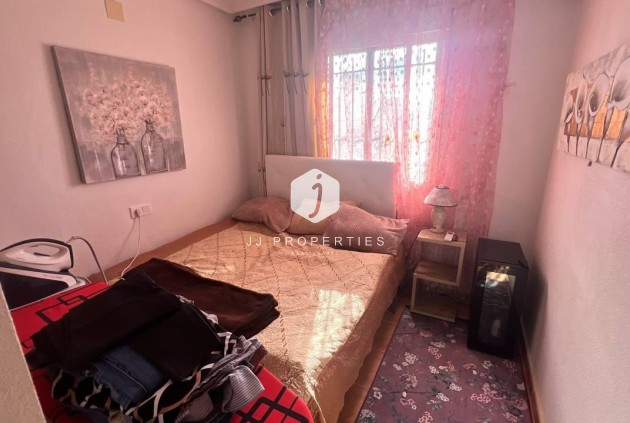 Tweedehands - Chalet -
Orihuela Costa - Los Almendros-la Florida