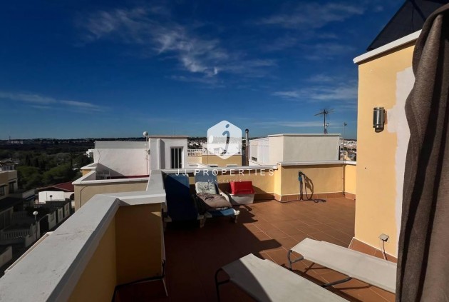 Tweedehands - Chalet -
Orihuela Costa - Los Almendros-la Florida