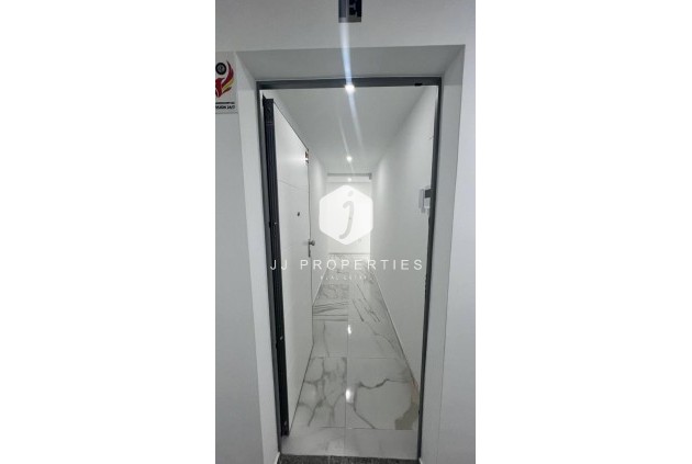 Tweedehands - Appartement / flat -
Torrevieja - PARQUE DE LAS NACIONES