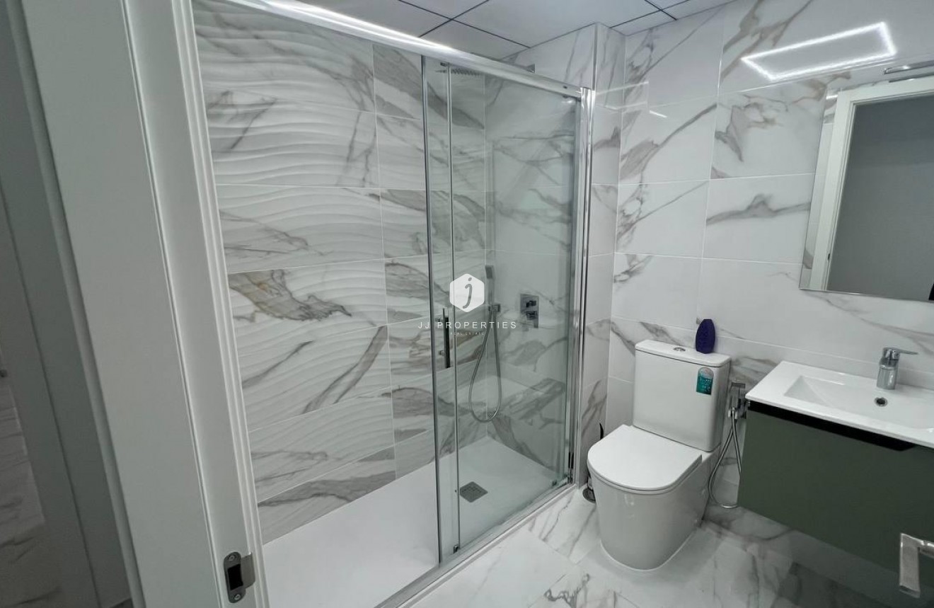 Tweedehands - Appartement / flat -
Torrevieja - PARQUE DE LAS NACIONES