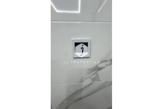 Tweedehands - Appartement / flat -
Torrevieja - PARQUE DE LAS NACIONES