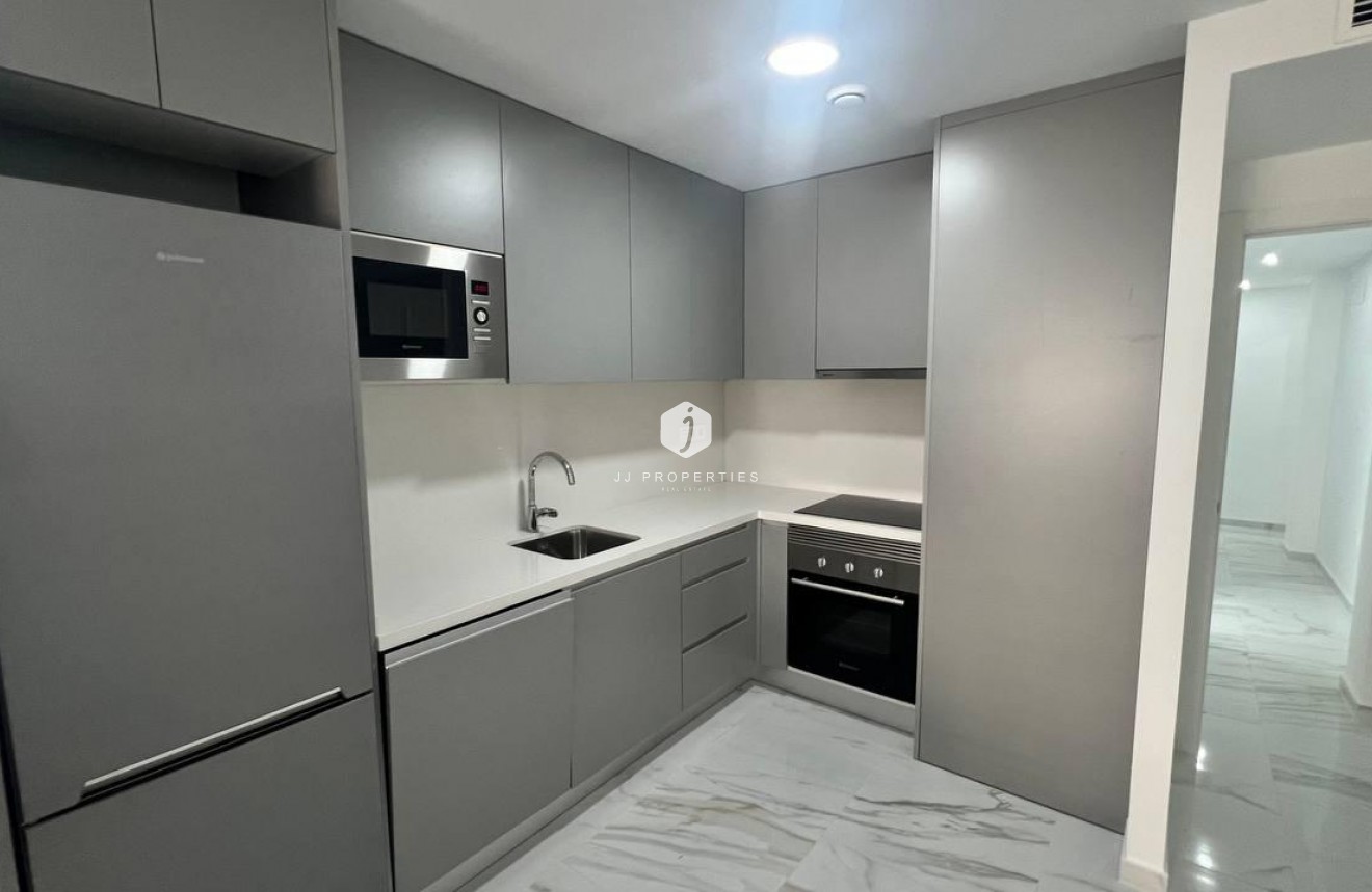 Tweedehands - Appartement / flat -
Torrevieja - PARQUE DE LAS NACIONES