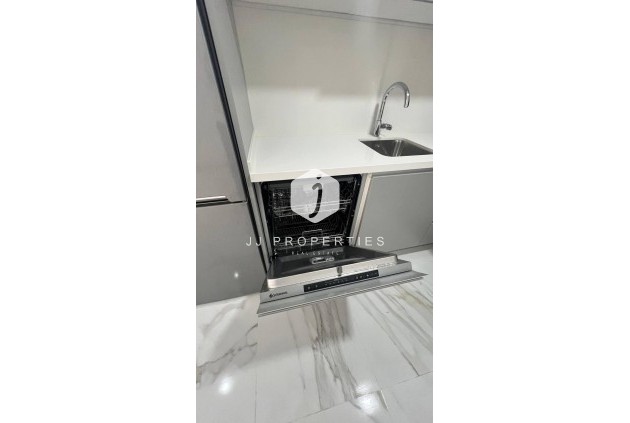 Tweedehands - Appartement / flat -
Torrevieja - PARQUE DE LAS NACIONES