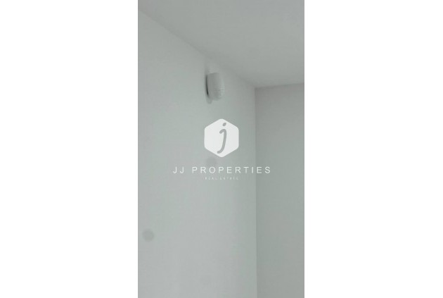 Tweedehands - Appartement / flat -
Torrevieja - PARQUE DE LAS NACIONES