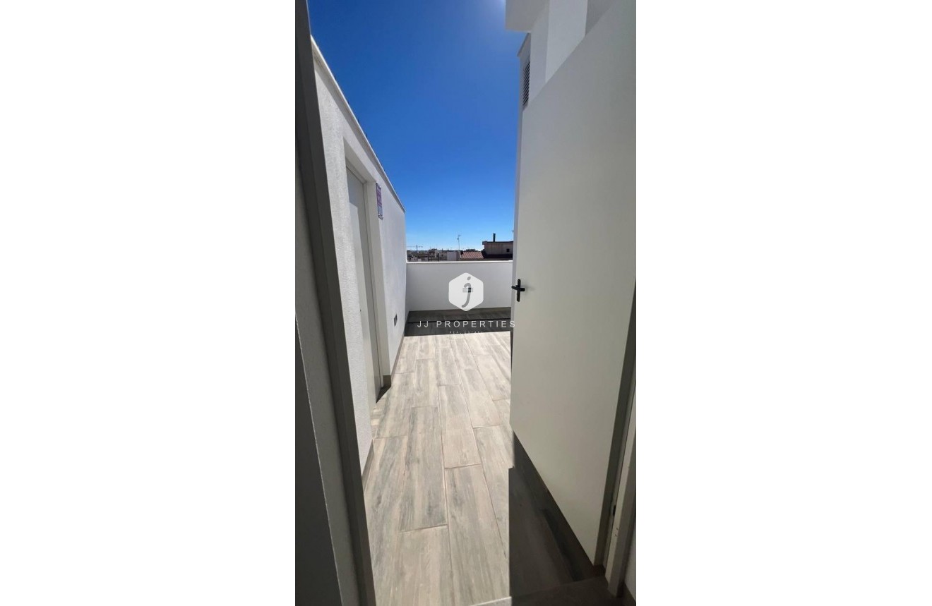Tweedehands - Appartement / flat -
Torrevieja - PARQUE DE LAS NACIONES