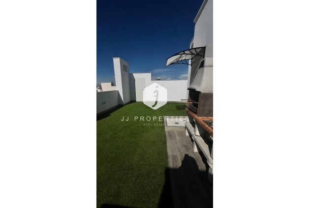 Tweedehands - Appartement / flat -
Torrevieja - PARQUE DE LAS NACIONES