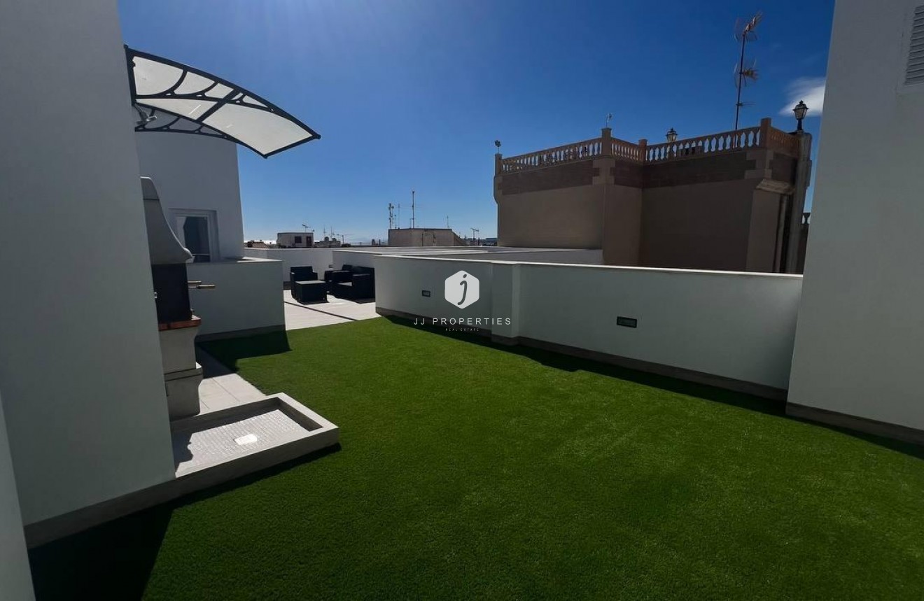 Tweedehands - Appartement / flat -
Torrevieja - PARQUE DE LAS NACIONES