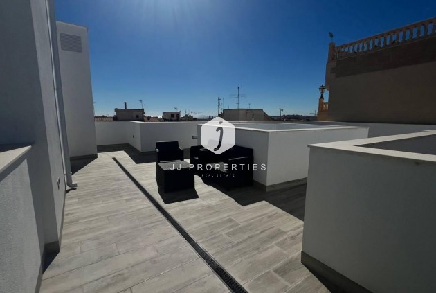 Tweedehands - Appartement / flat -
Torrevieja - PARQUE DE LAS NACIONES