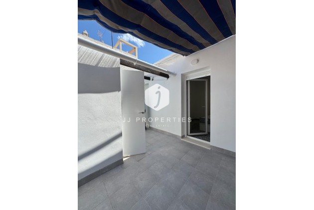 Tweedehands - Appartement / flat -
Torrevieja - Centro