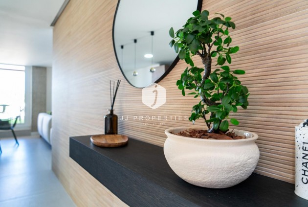 Tweedehands - Penthouse -
Orihuela Costa - La Regia