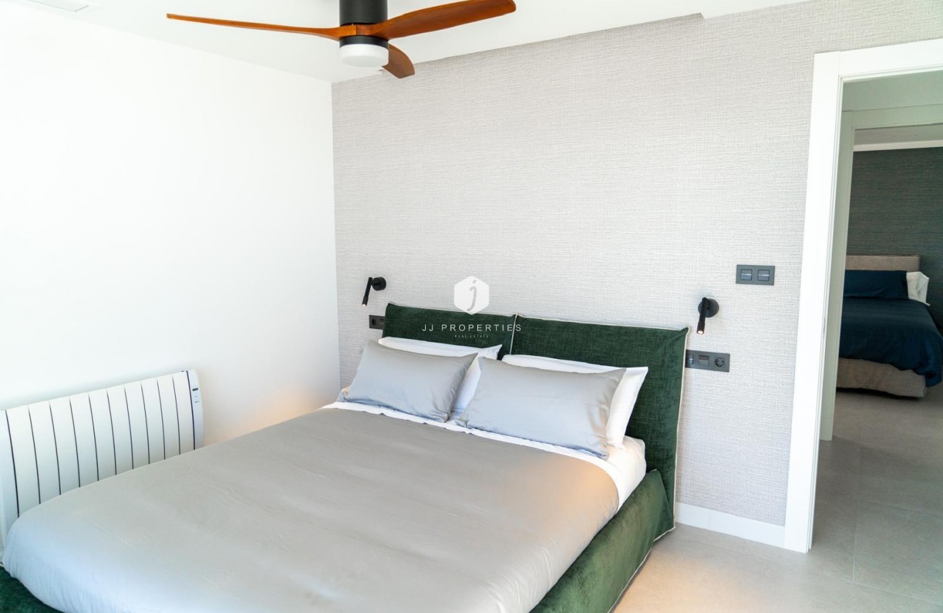 Tweedehands - Penthouse -
Orihuela Costa - La Regia