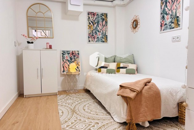 Tweedehands - Appartement / flat -
Torrevieja - Playa de los Locos