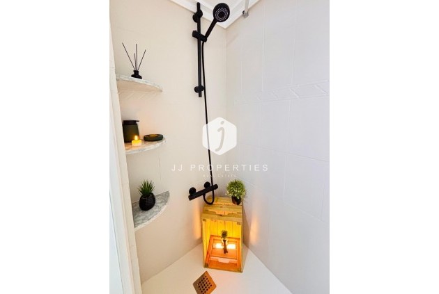 Tweedehands - Appartement / flat -
Torrevieja - Playa de los Locos