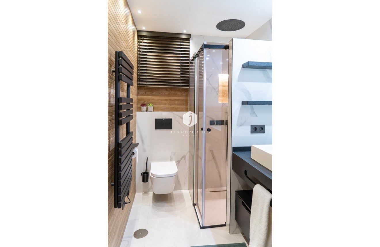 Tweedehands - Appartement / flat -
Torrevieja - La veleta