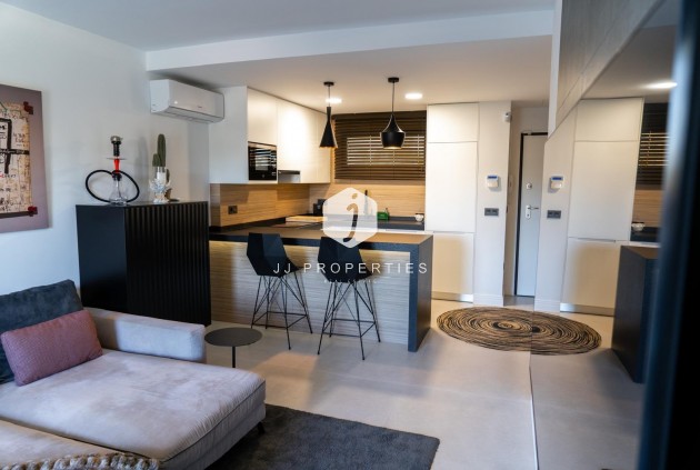 Tweedehands - Appartement / flat -
Torrevieja - La veleta