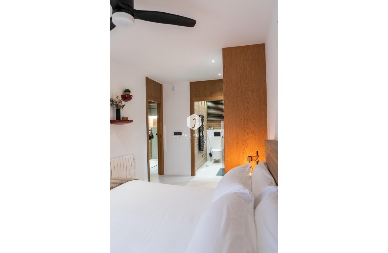 Tweedehands - Appartement / flat -
Torrevieja - La veleta