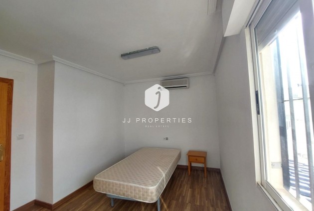 Tweedehands - Villa -
Torrevieja - Costa Blanca