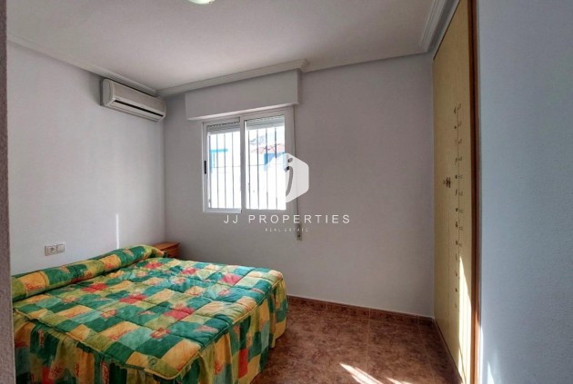 Tweedehands - Villa -
Torrevieja - Costa Blanca