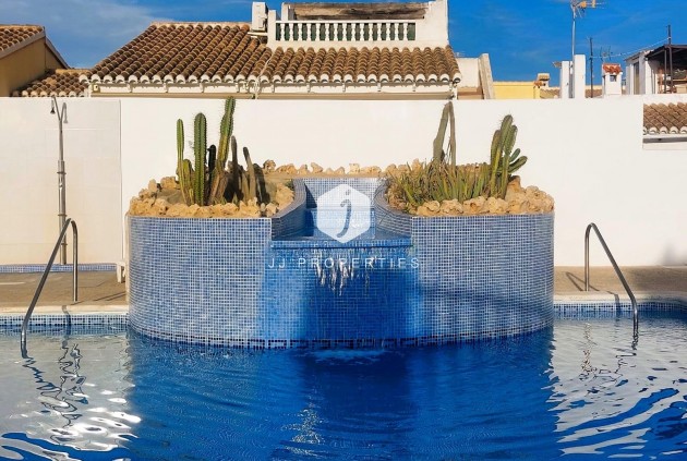 Tweedehands - Villa -
Torrevieja - Costa Blanca