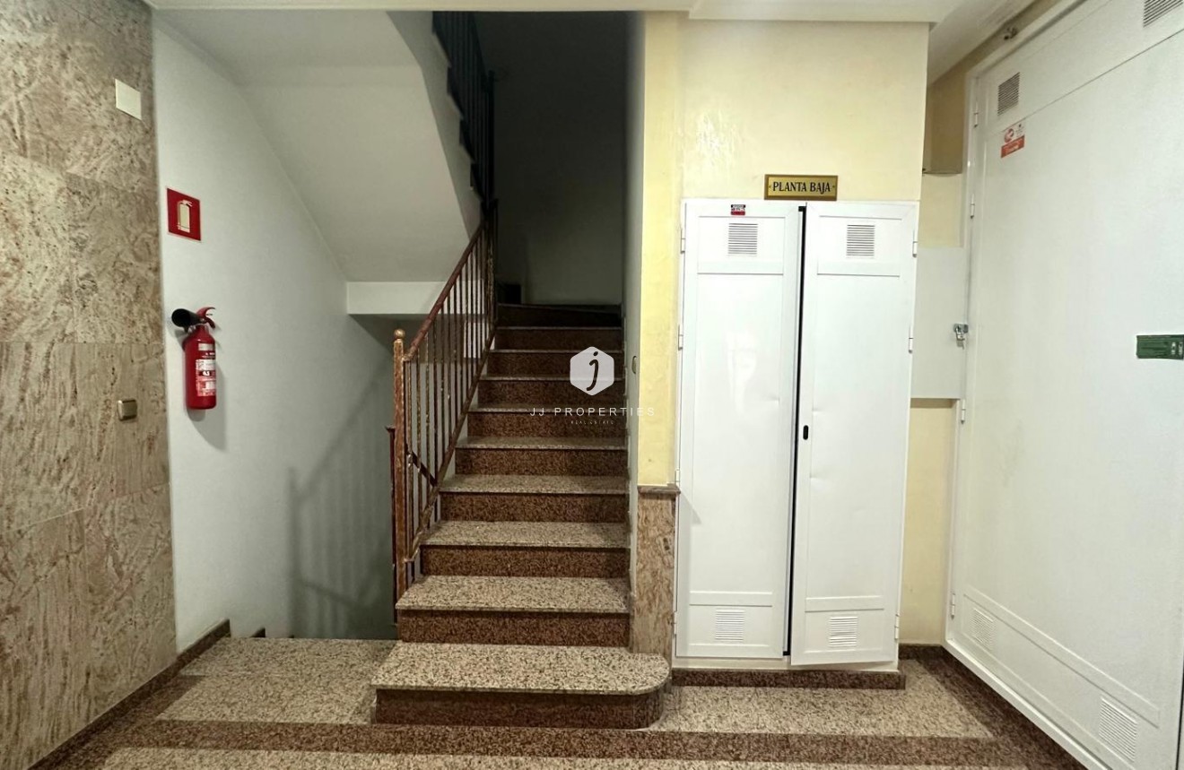 Aus zweiter Hand - Penthouse -
Torrevieja