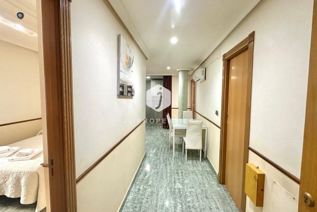 Aus zweiter Hand - Penthouse -
Torrevieja