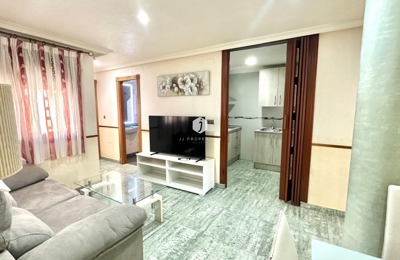 Aus zweiter Hand - Penthouse -
Torrevieja